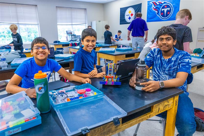 Students build robots